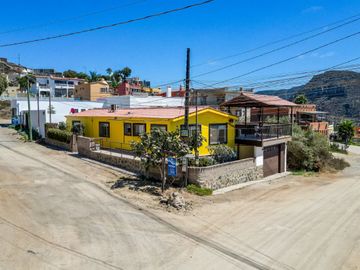 GREAT VALUE!!! Beach Home with Ocean-View Terrace in La Misión, Ensenada