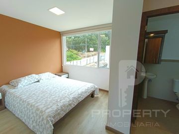 Conocoto 3 dormitorios 2 parqueaderos. Aplica Crédito VIP Casa por estrenar en venta. Valle de los Chillos.