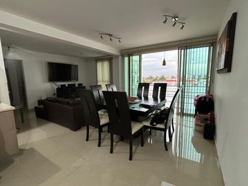 V. Carranza CDMX:  Venta Amplio Dpto. muy cerca Aeropuerto Intnal.  B. Juárez