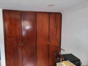 VENDO CASA DE 2 NIVELES EN VILLAVICENCIO EN CONJUNTO DE 8 CASAS BARRIO PANORAMA CERCA AL COMANDO DE POLICIA