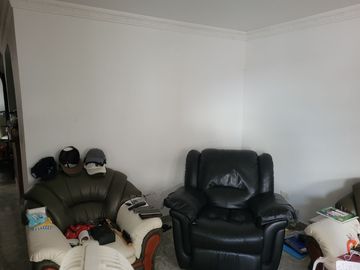 VENDO CASA DE 2 NIVELES EN VILLAVICENCIO EN CONJUNTO DE 8 CASAS BARRIO PANORAMA CERCA AL COMANDO DE POLICIA
