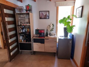 EXCELENTE CASA REMODELADA 4D/2B EN GRAN SITIO DE 3 MIL MTS2