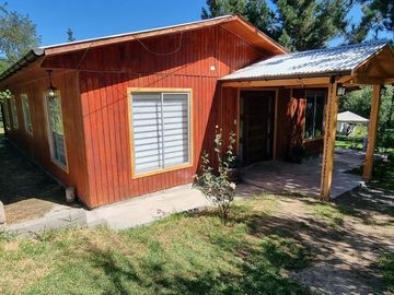 EXCELENTE CASA REMODELADA 4D/2B EN GRAN SITIO DE 3 MIL MTS2