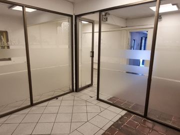 OPORTUNIDAD PROPIEDAD COMERCIAL CON OFICINAS Y TALLER