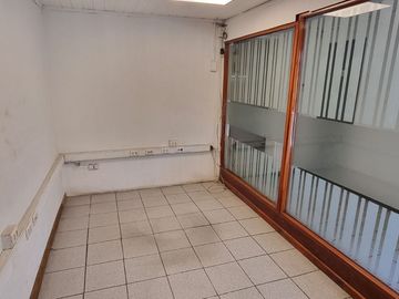 OPORTUNIDAD PROPIEDAD COMERCIAL CON OFICINAS Y TALLER