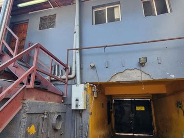 OPORTUNIDAD PROPIEDAD COMERCIAL CON OFICINAS Y TALLER