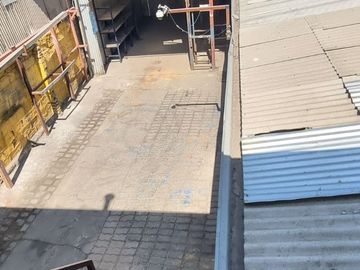 OPORTUNIDAD PROPIEDAD COMERCIAL CON OFICINAS Y TALLER