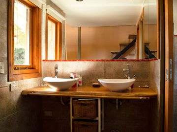 DESTACADA CASA EN DINA HUAPI