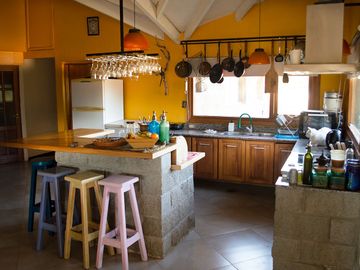 DESTACADA CASA EN DINA HUAPI