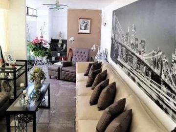 Venta de linda casa en exclusiva zona de San Isidro