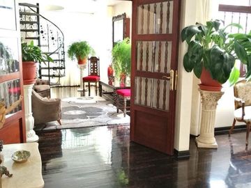 Venta de linda casa en exclusiva zona de San Isidro