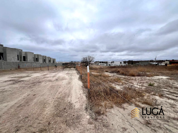 Terreno 1.570 m2 en venta, Sector los Gavilanes, Manta, Ecuador.