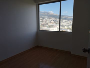 Vendo Departamento remodelado,  Sector Iglesia El Carmelo.