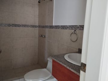 Vendo Departamento remodelado,  Sector Iglesia El Carmelo.