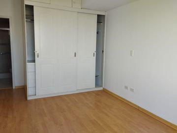 Vendo Departamento remodelado,  Sector Iglesia El Carmelo.