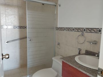 Vendo Departamento remodelado,  Sector Iglesia El Carmelo.