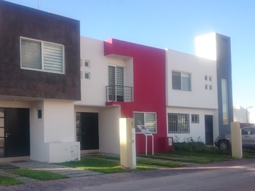 VENTA HERMOSA CASA EN PASEO SAN JERONIMO 100, CONDOMINIO MANZANO, SAN JERONIMO, CORREGIDORA, QUERETARO