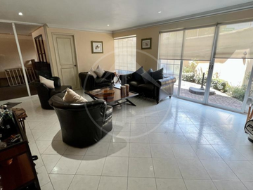 Espectacular Casa En Interlomas: Elegancia, Seguridad Y Comodidad