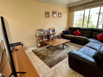 Espectacular Casa En Interlomas: Elegancia, Seguridad Y Comodidad
