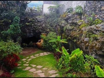 ¡Propiedad Exclusiva en Baños de Agua Santa con Caverna Volcánica Natural! ¡Tu Sueño en el Corazón de la Naturaleza! /24urb61