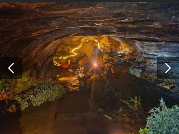 ¡Propiedad Exclusiva en Baños de Agua Santa con Caverna Volcánica Natural! ¡Tu Sueño en el Corazón de la Naturaleza! /24urb61