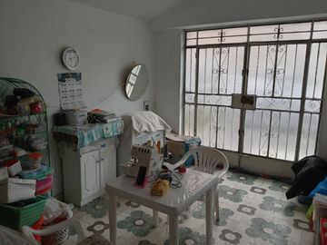 ¡Ubicadisima! Casa en Venta - Urb. Residencial Bellavista