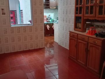 ¡Ubicadisima! Casa en Venta - Urb. Residencial Bellavista