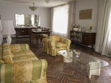 Vendo Linda Casa en Bellavista - Doble Fachada