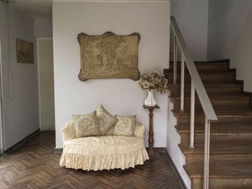 Vendo Linda Casa en Bellavista - Doble Fachada