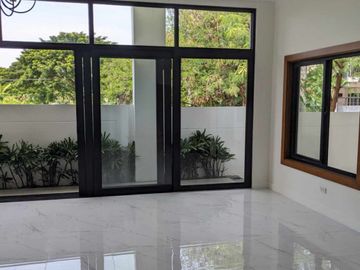 FS: Beautiful House & Lot in Greenwoods, Rizal.