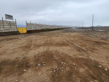 VENTA DE TERRENO INDUSTRIAL EN CARABAYLLO 2,200 m2