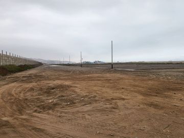 VENTA DE TERRENO INDUSTRIAL EN CARABAYLLO 2,200 m2