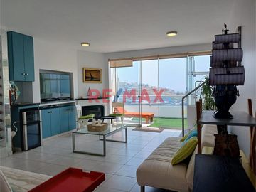 Encantador Dúplex En Venta Con Vista Al Mar En San Bartolo - Lima