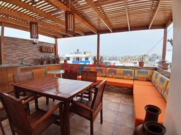 Encantador Dúplex En Venta Con Vista Al Mar En San Bartolo - Lima