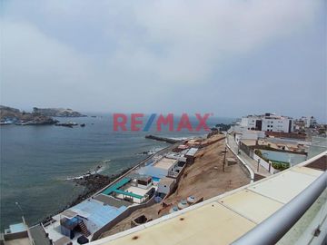 Encantador Dúplex En Venta Con Vista Al Mar En San Bartolo - Lima