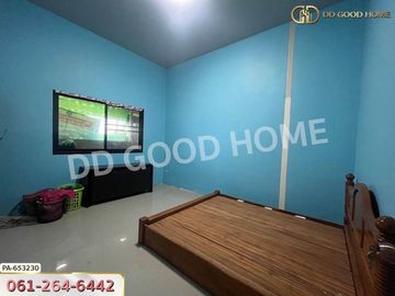 Single house, Sao Hai, Saraburi, near Sao Hai Hospital.