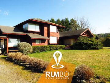 Casa 340m² Parcela Condominio Puerta del Sol - Villarrica