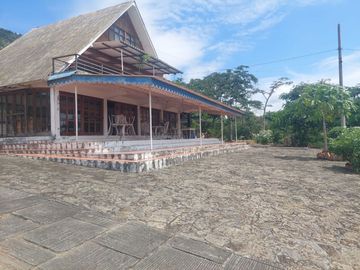 Casa con terreno de venta montecristi zona norte