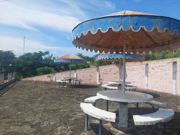 Casa con terreno de venta montecristi zona norte