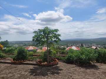 Casa con terreno de venta montecristi zona norte