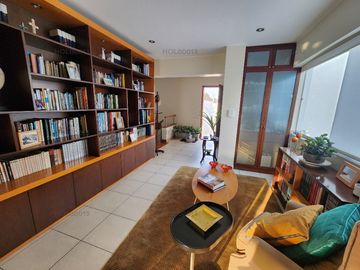 Moderno Departamento Dúplex en La Mejor Zona de Chacarilla.