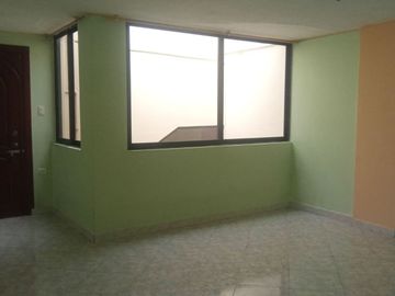 VENTA  DE EDIFICIO EN LA CIUDADELA IBARRA SUR DE QUITO