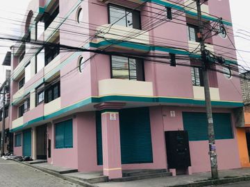 VENTA  DE EDIFICIO EN LA CIUDADELA IBARRA SUR DE QUITO