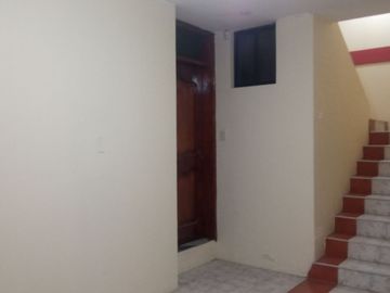 VENTA  DE EDIFICIO EN LA CIUDADELA IBARRA SUR DE QUITO