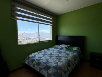 VENTA CASA LINDA SECTOR CARCELEN EXCEPCIONAL VISTA, COMODIDAD Y SEGURIDAD