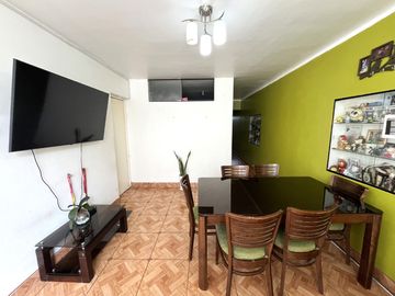 Venta de Departamento en Lince en Tercer Piso - Vista Interna