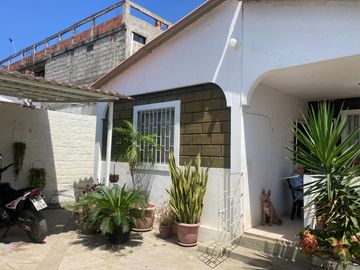Vendo OPORTUNIDAD amplia propiedad rentera General Villamil Playas sector Humboltd