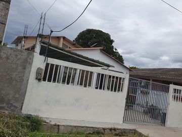 Vendo OPORTUNIDAD amplia propiedad rentera General Villamil Playas sector Humboltd