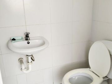 VENTA DE HERMOSO DEPARTAMENTO CON BALCÓN Y COCHERA EN SAN BORJA
