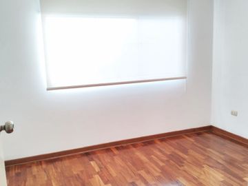 VENTA DE HERMOSO DEPARTAMENTO CON BALCÓN Y COCHERA EN SAN BORJA